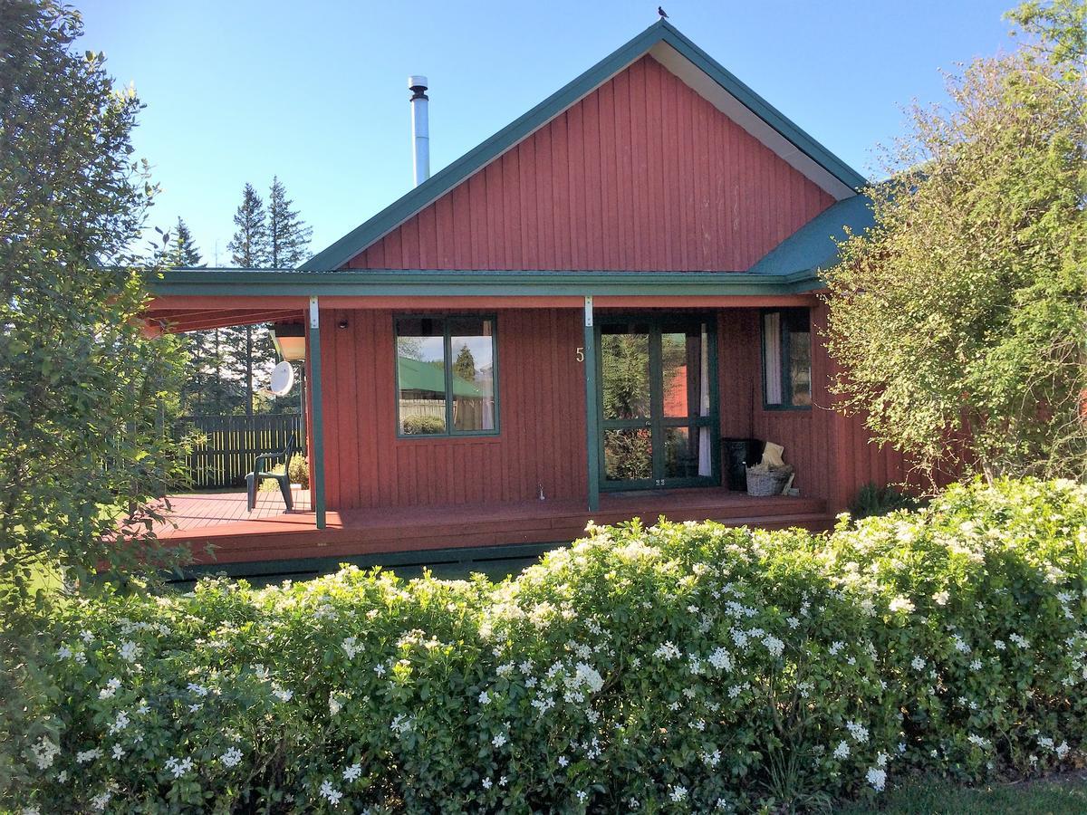 Cedar Chalets And Barkers Lodge Methven Dış mekan fotoğraf