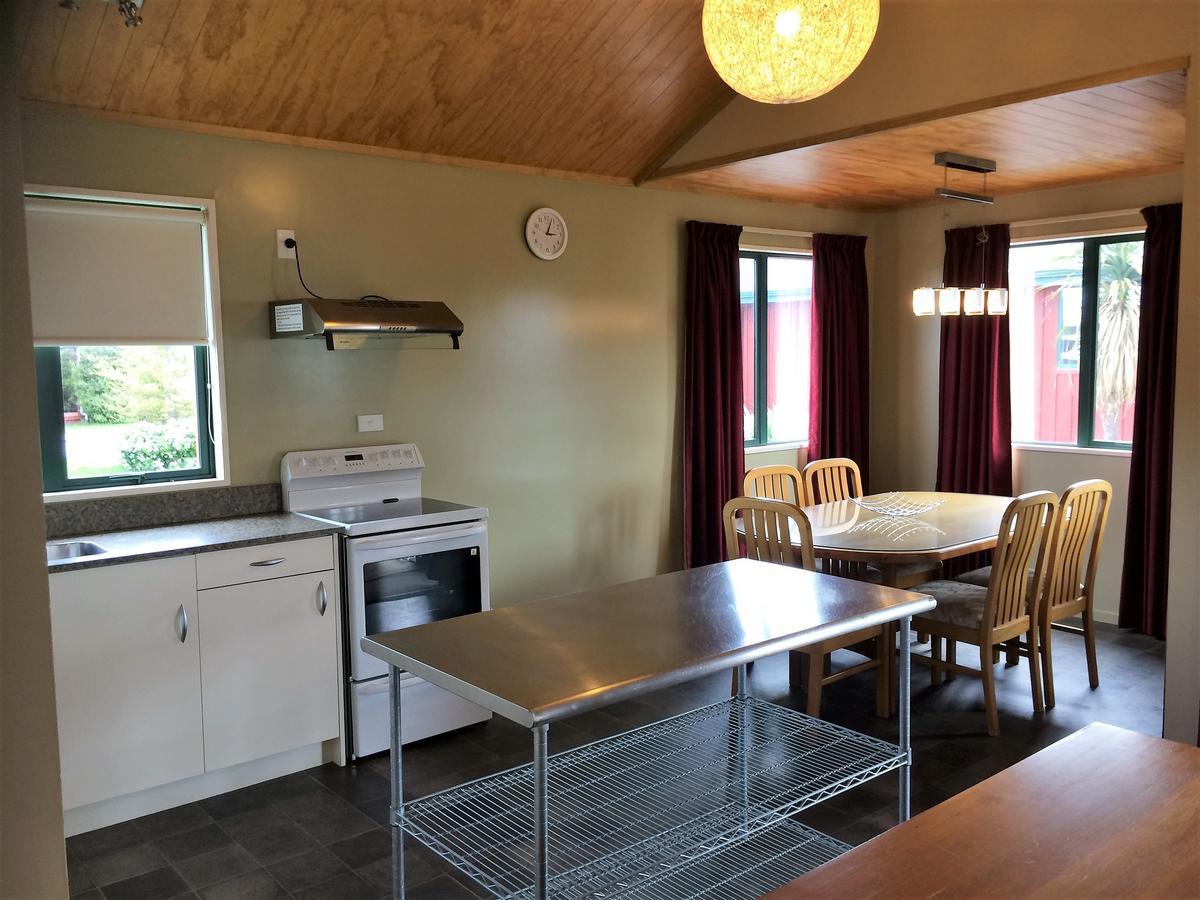 Cedar Chalets And Barkers Lodge Methven Dış mekan fotoğraf